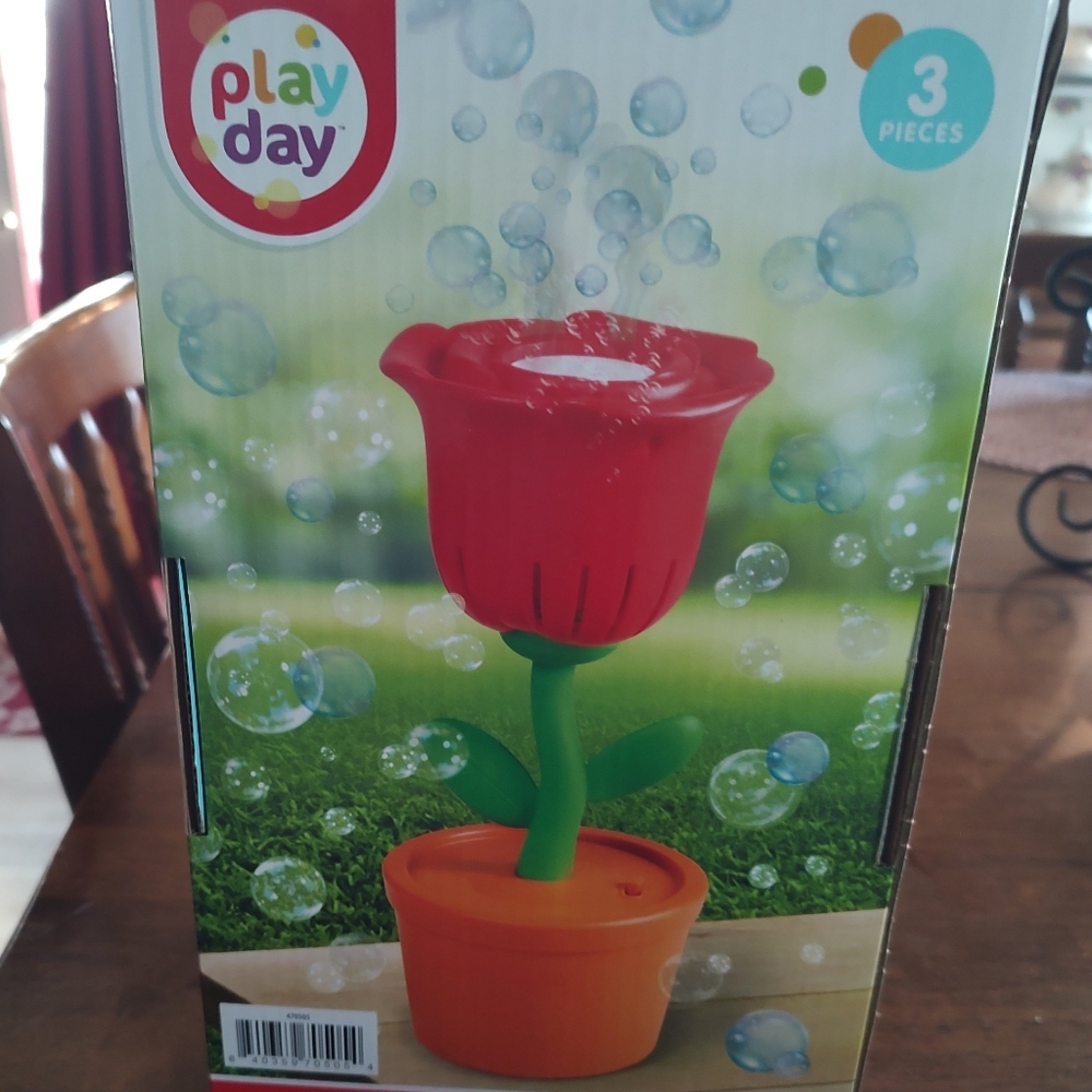Rose Bubble Blower Toy - Red - Picture 3 of 3